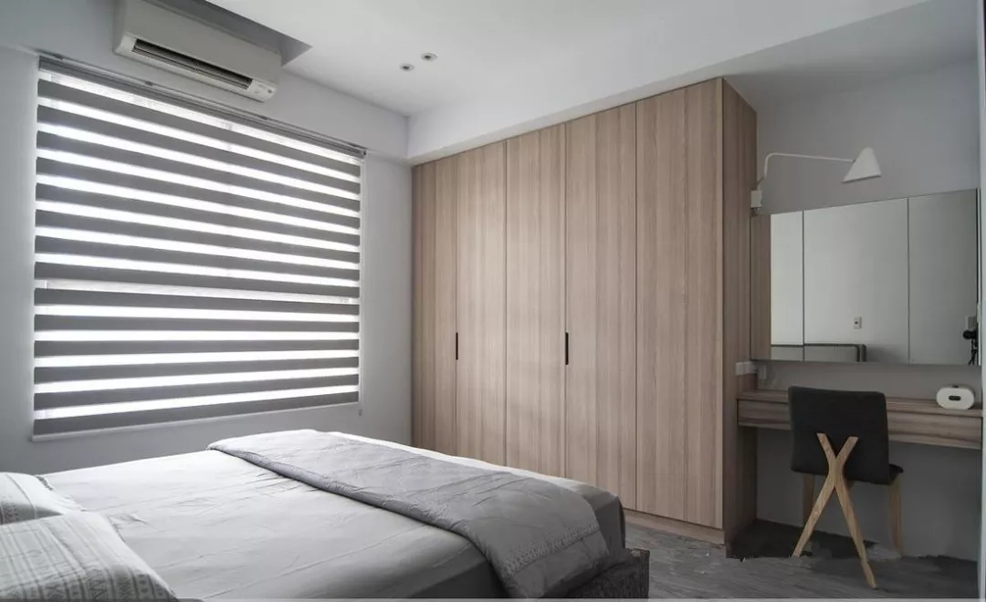 做全屋定製家具加盟生意開實體店好還是開網店好