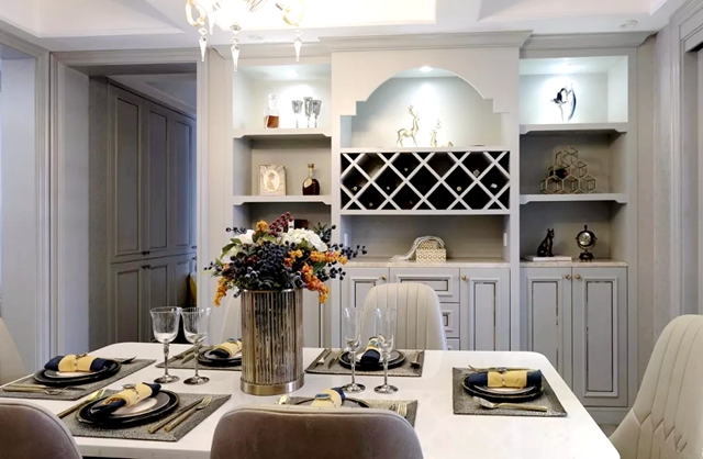 網（wǎng）格酒架酒（jiǔ）櫃+餐邊櫃的設計案（àn）例，可供參考（kǎo）