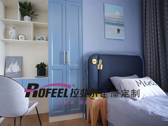 拉斐（fěi）爾家具 | 定製衣櫃與成品衣櫃的差別