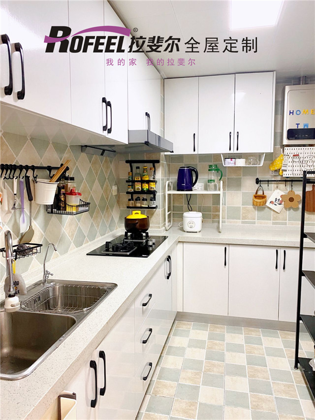 拉斐（fěi）爾全屋定製|如何（hé）收納才能讓廚房看來整潔又使用方便?